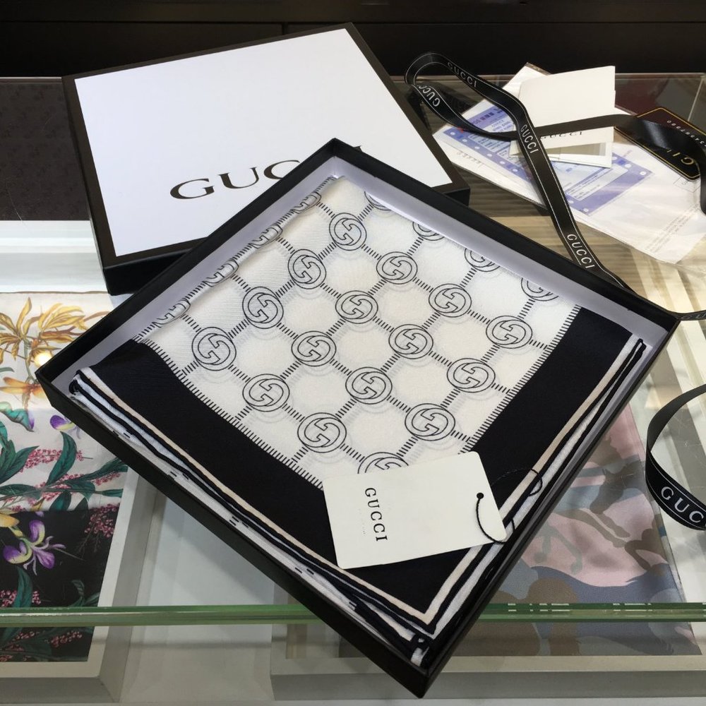 Gucci handkerchief